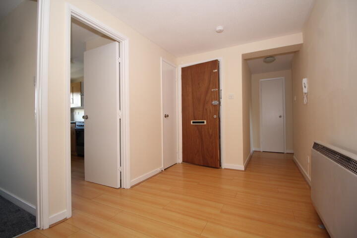 Apartment in Glasgow - View 5