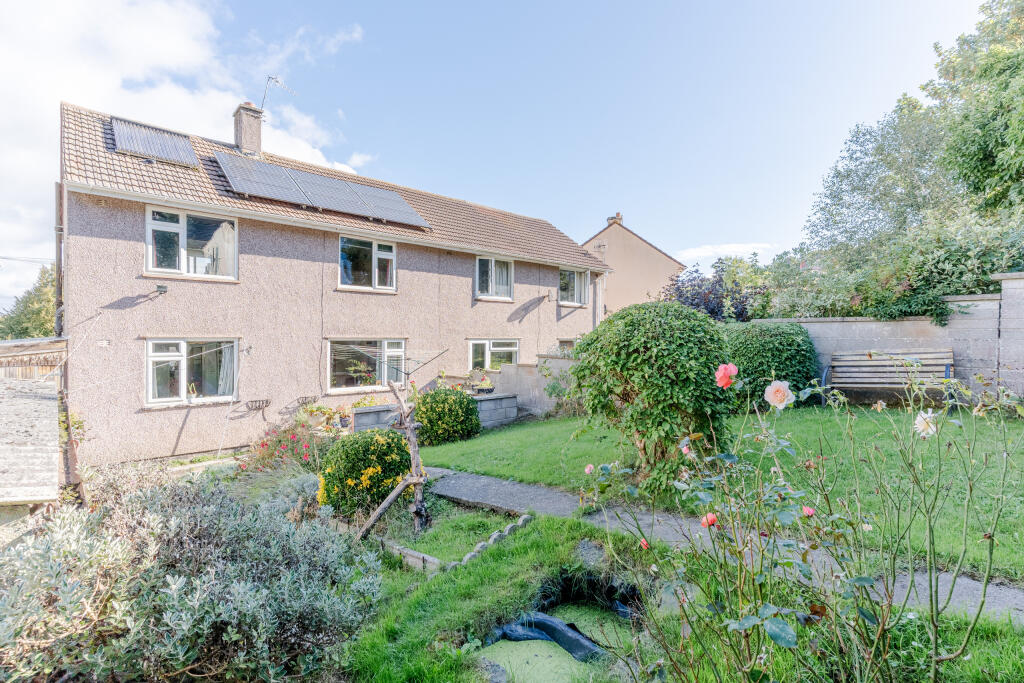 Moorend Gardens, Lawrence Weston, Bristol
