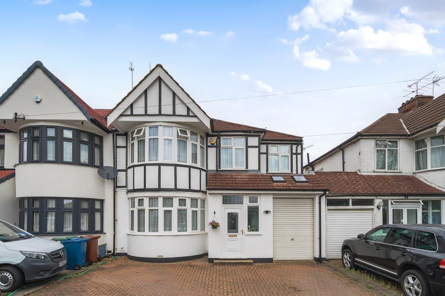 Main image of property: Hunters Grove, Kenton, HA3 9AB