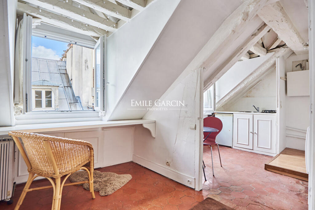 Main image of property: Paris-Isle of France, Paris, Paris 04