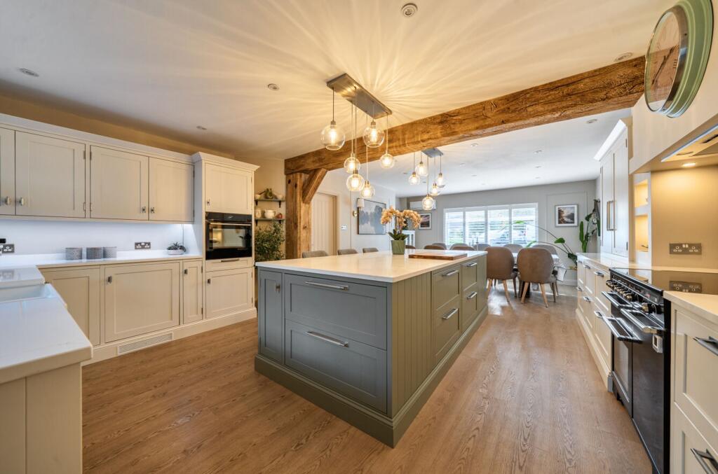 The Drive, Loxwood, RH14 photo 2