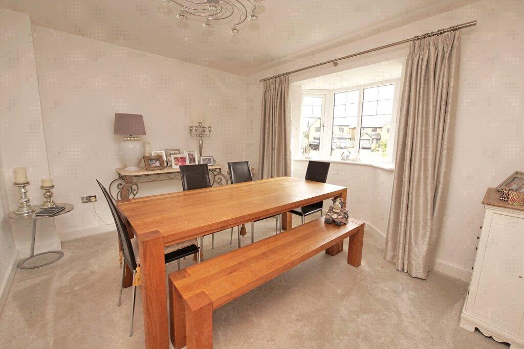 11 Beckside, Salterforth, Lancashire, BB18 5BL photo 4