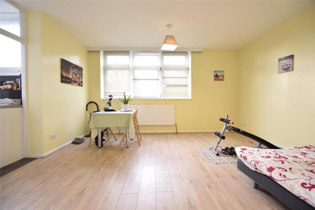 Apartment in London - View 2
