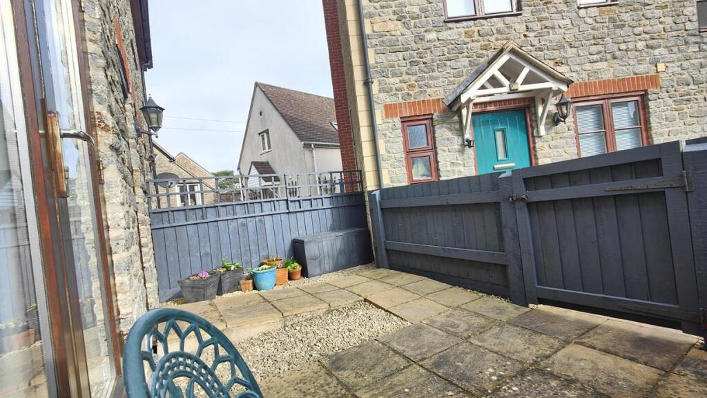 Additional image 15 of High Street, Henstridge, Templecombe