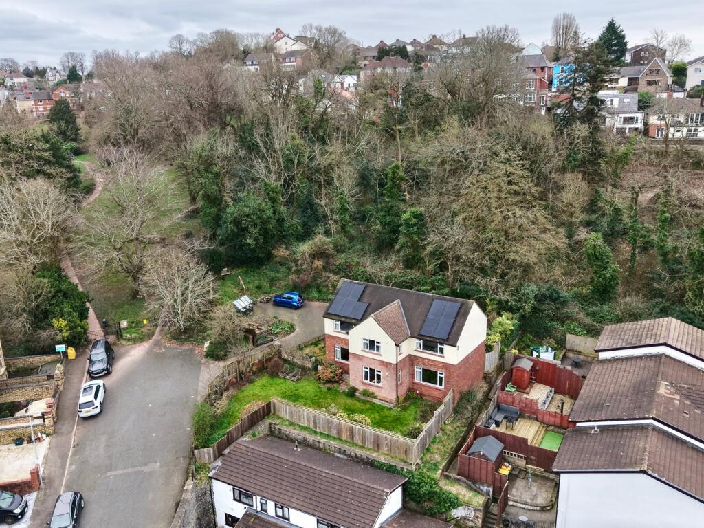 Main image of property: Kensington Place, Newport, NP19