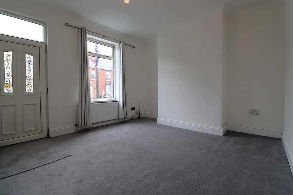 Snydale Road, Cudworth Barnsley, S72 photo 3