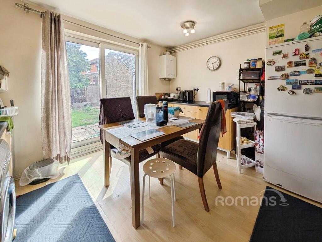 House in Reading, Lower Earley, Earley - View 5