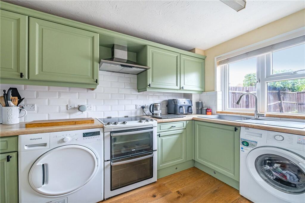House in Swindon - View 5