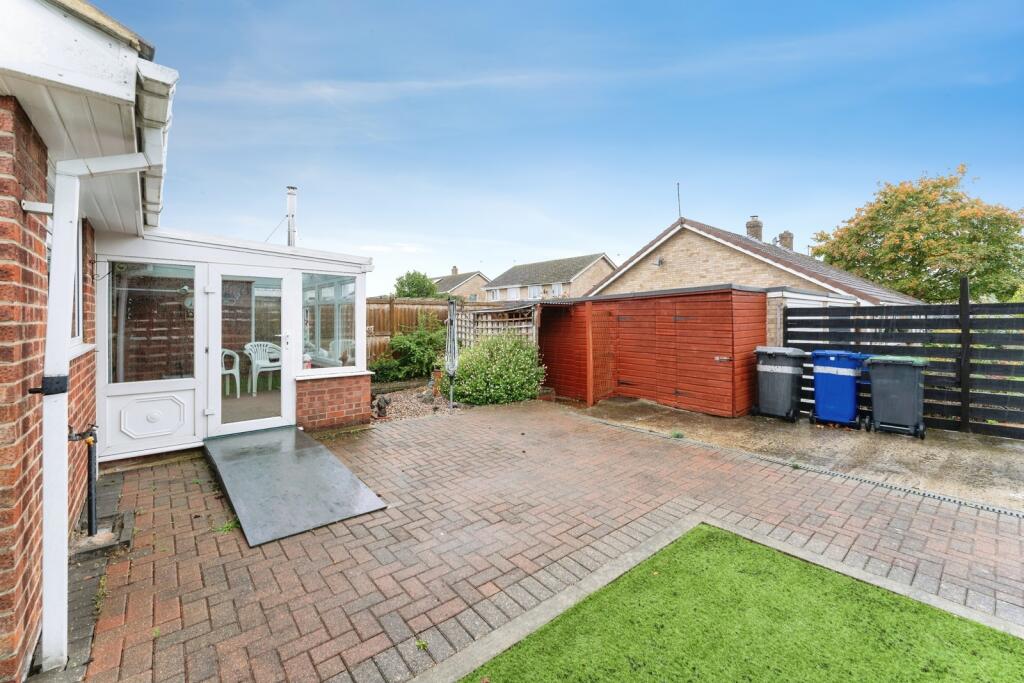 House in West Suffolk, Red Lodge - View 4