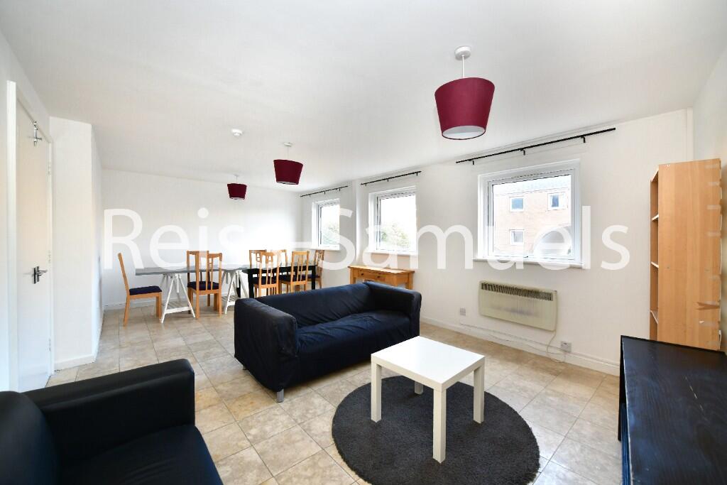 Main image of property: Cyclops Mews, Canary Wharf,London, E14