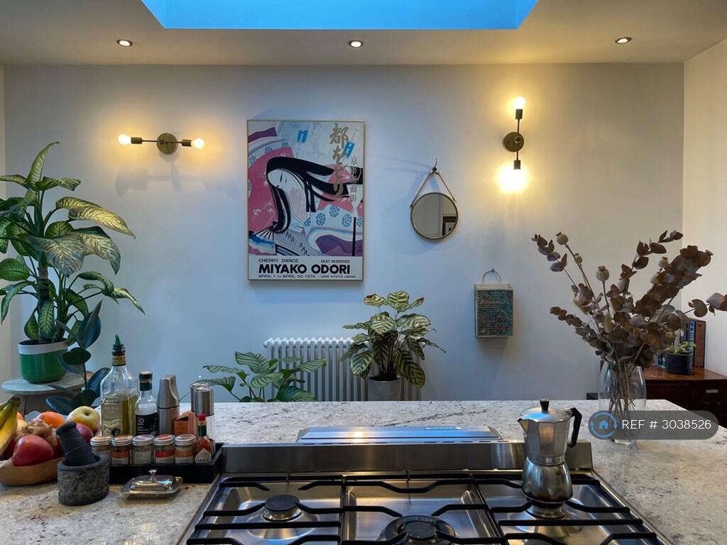 Main image of property: Victoria Park Road, London, E9