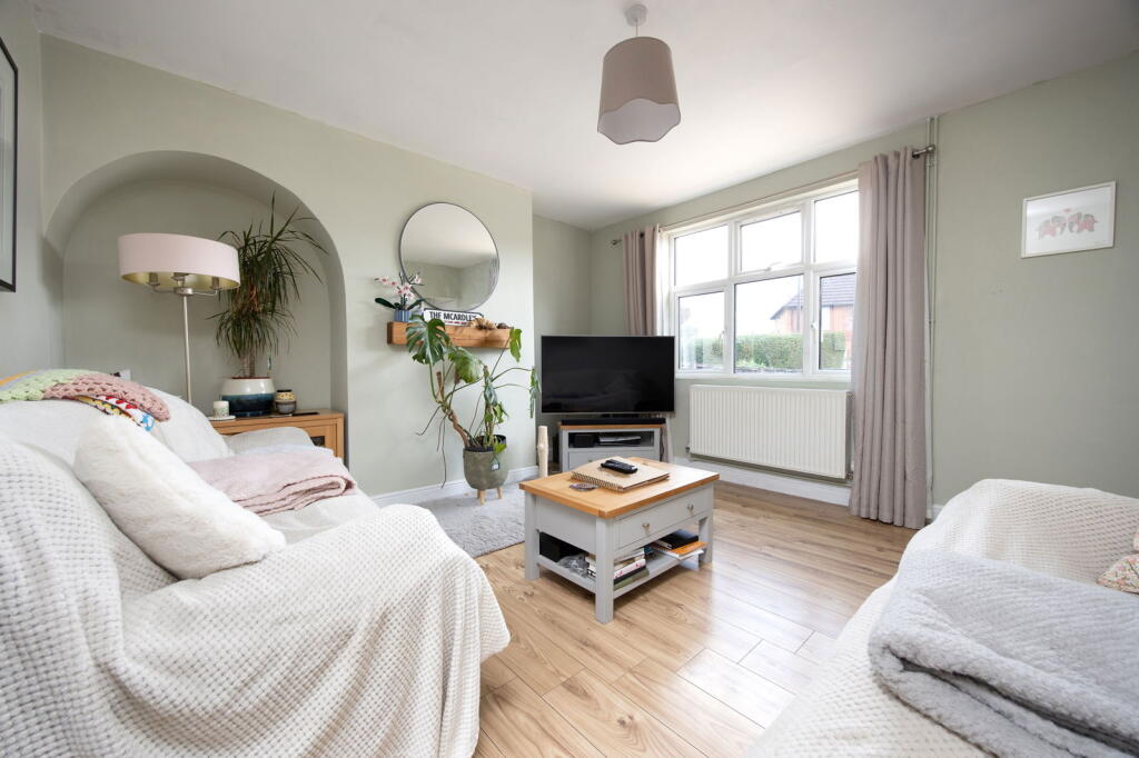 Devizes, Wiltshire, SN10 3DE photo 4