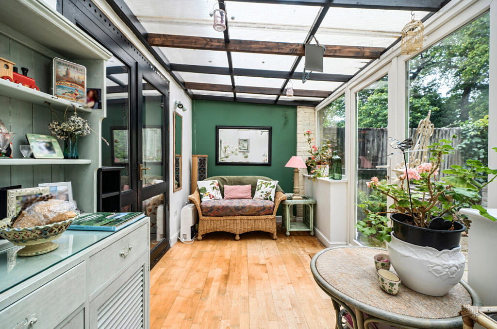 House in Southampton - View 5