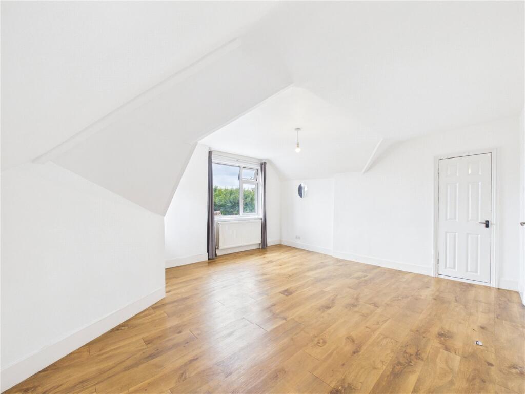 Apartment in London, Bromley Park, Shortlands - View 3