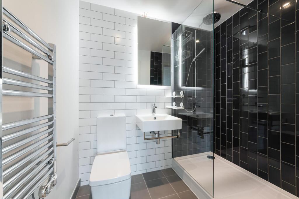 Marco Polo, Royal Wharf, E16 - View 5