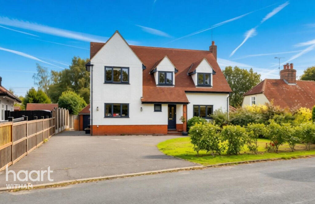 4-bed detached on School Road, Great Totham, £850,000