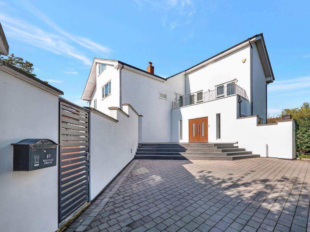6-bed detached on Weld Road, Birkdale, Southport, Merseyside, PR8 2AZ, £1,400,000