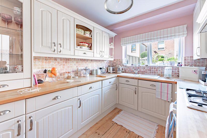 House in Portsmouth - View 5