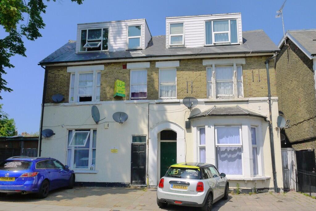 Main image of property: Myddleton Road