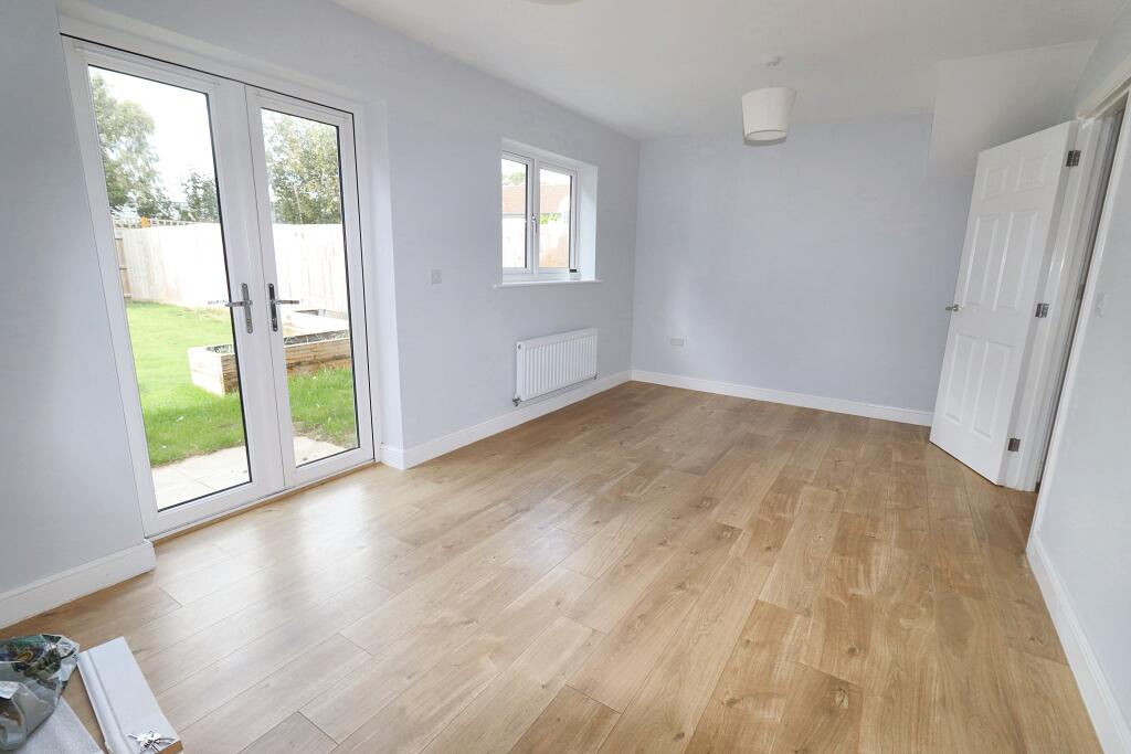 St Anthony Close, Quadring, PE11 photo 3