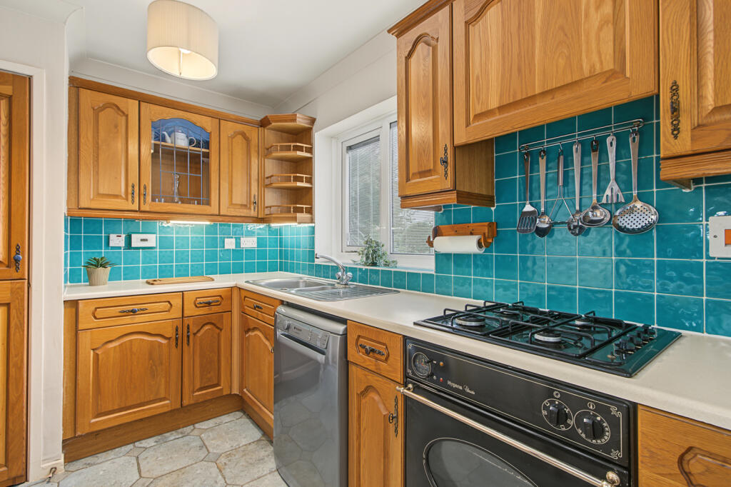 House in Wakefield, Lupset - View 5