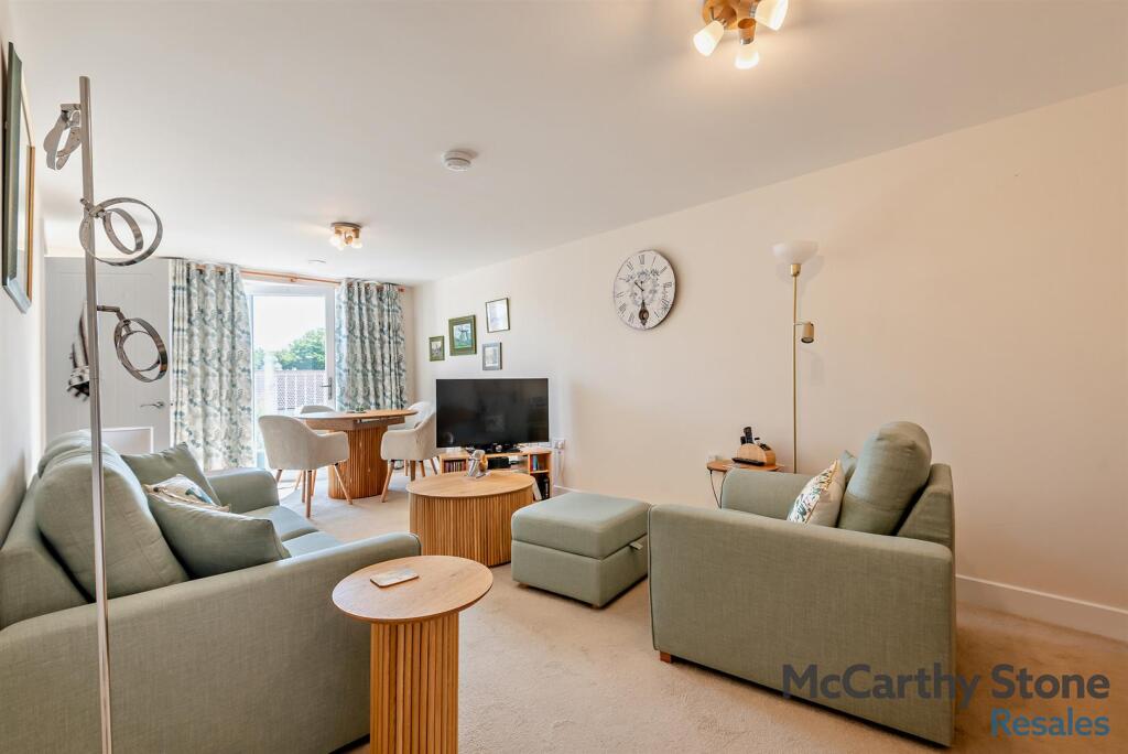 House in Worthing, Goring-by-Sea - View 2
