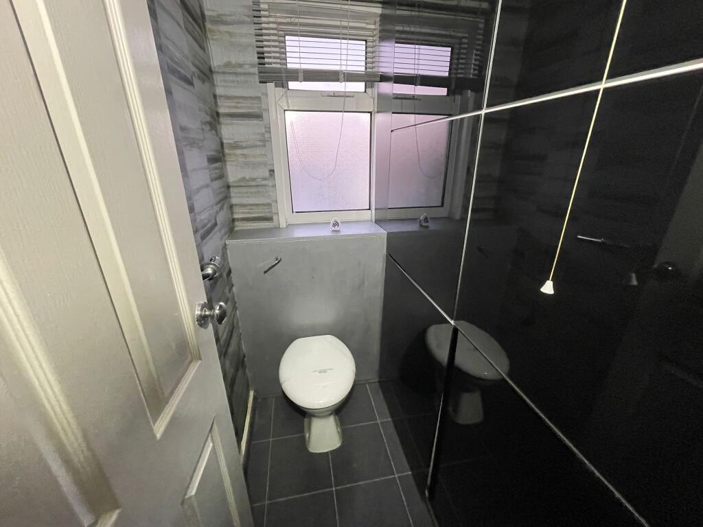 109 Celandine Close, South Ockendon, Essex RM15 6JB photo 3