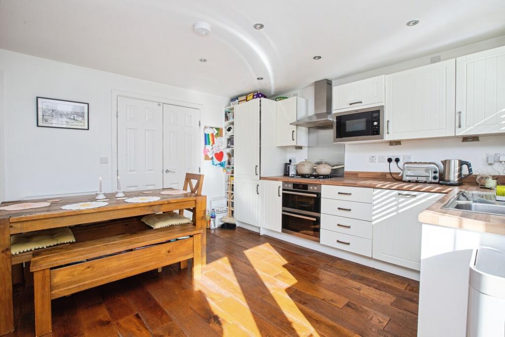 House in Newark and Sherwood, Rainworth - View 3