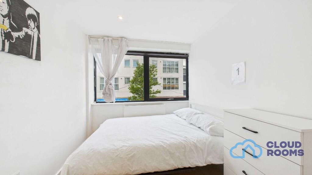 Main image of property: Eastmead, Farnborough, Hampshire, GU14