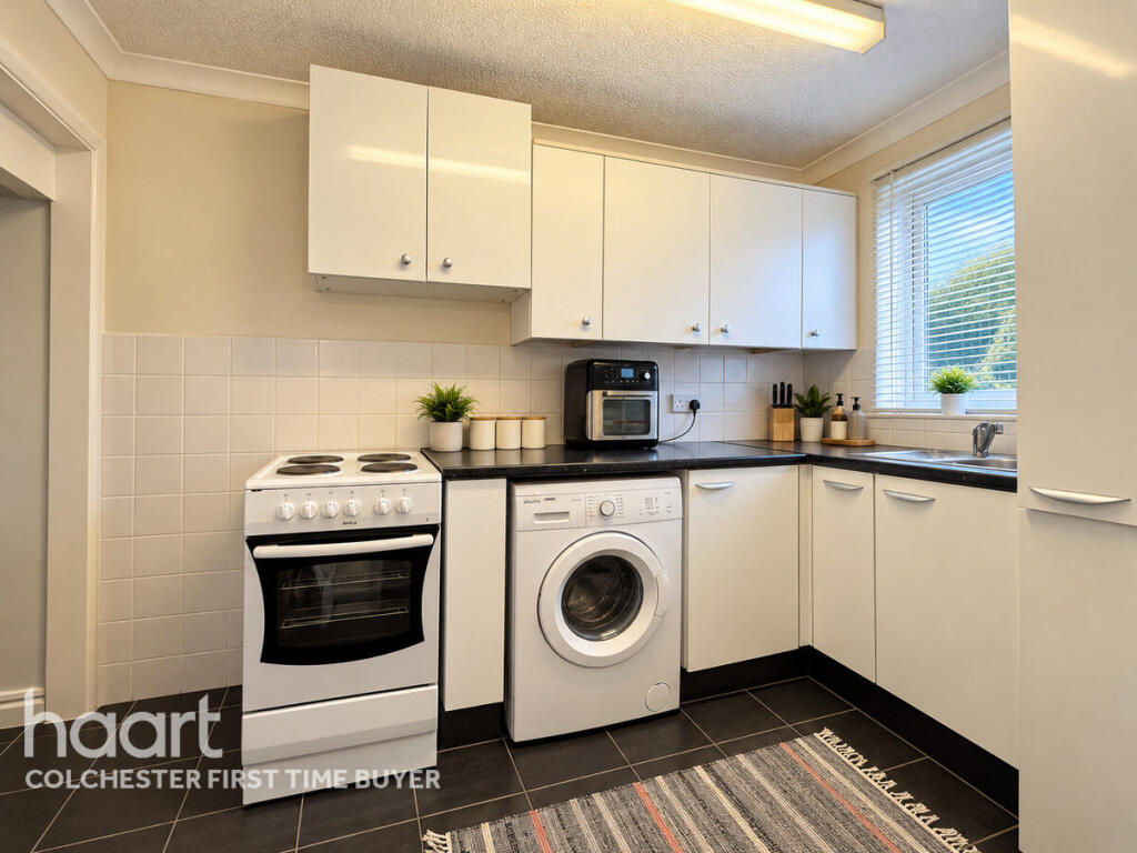 House in Colchester - View 3