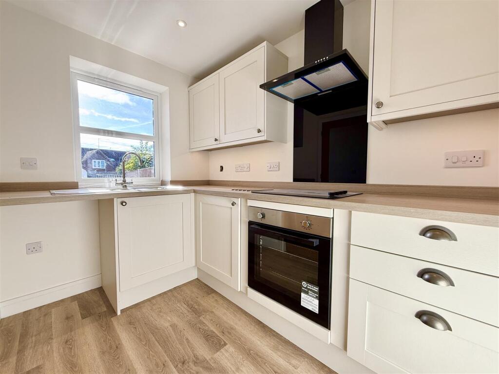 Herringby Court, Mill Road, Stokesby NR29 photo 3