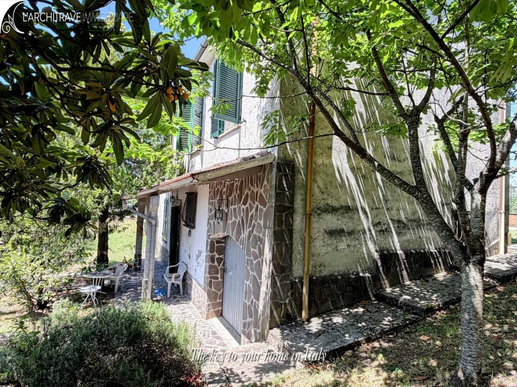 Main image of property: Tuscany, Lunigiana, Licciana Nardi
