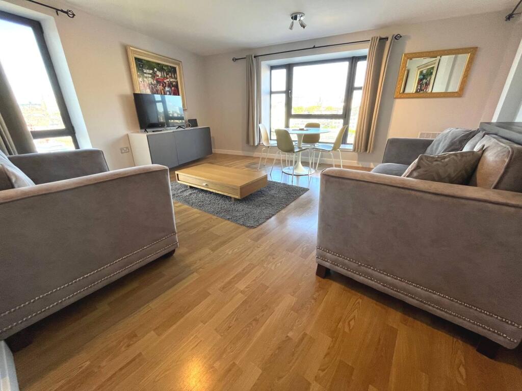 Apartment in Newcastle upon Tyne - View 3
