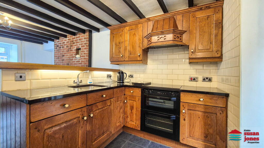 Lon Caernarfon Road, Pwllheli, LL53 photo 3