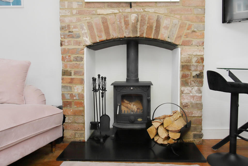 Andover Road, Ludgershall, Wiltshire - View 4