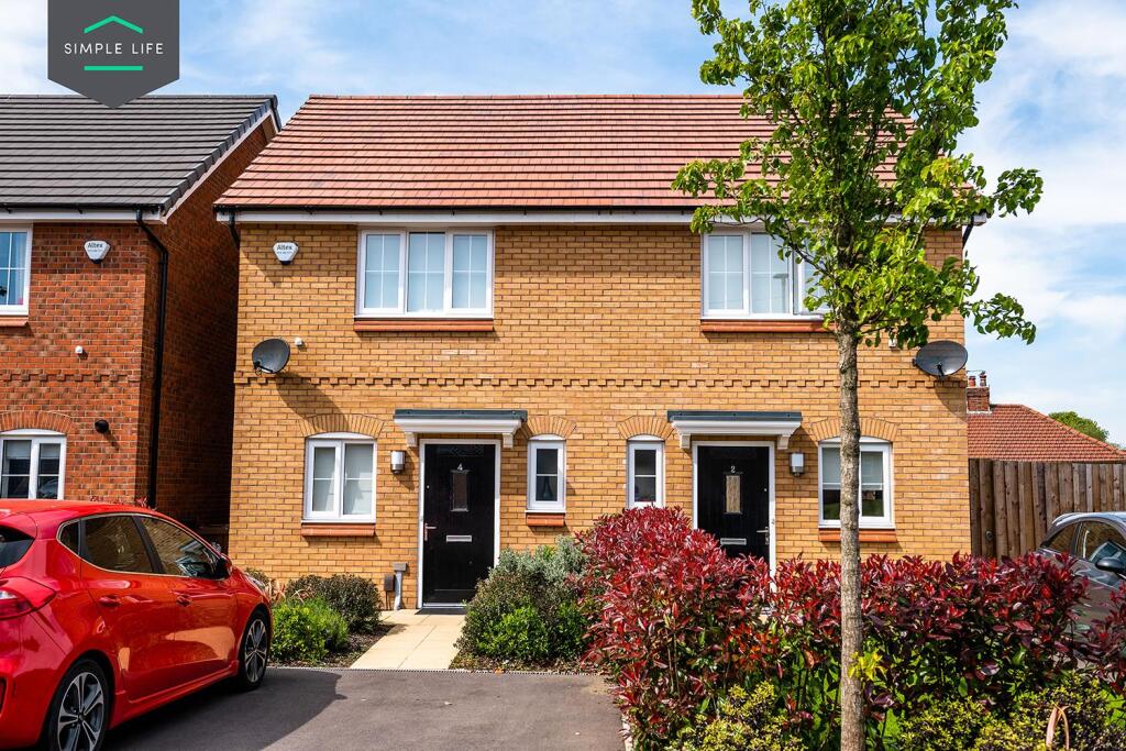 Main image of property: Lock Lane, Partington, M31