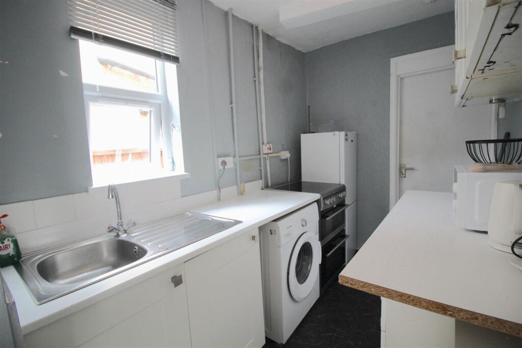 Additional image 5 of Redthorn Grove, Birmingham