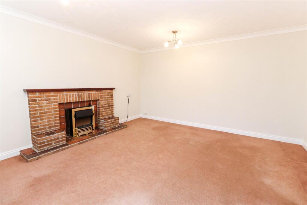 House in Derby - View 4