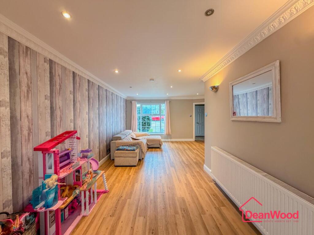 House in Douglas - View 5