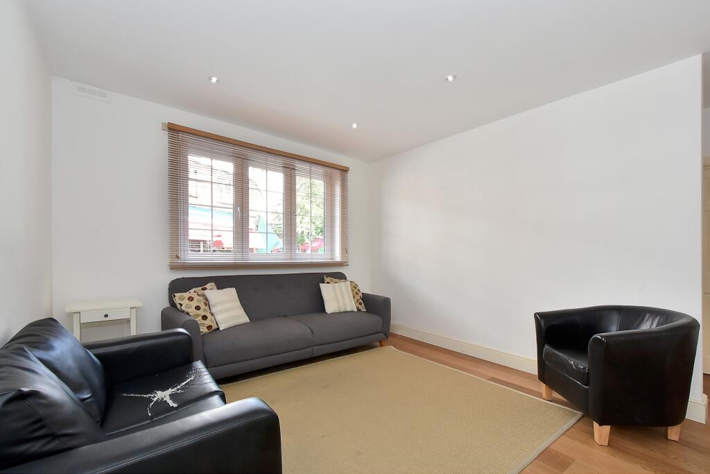 Main image of property: Ranelagh Garden Mansions, Ranelagh Gardens, Fulham, London, SW6