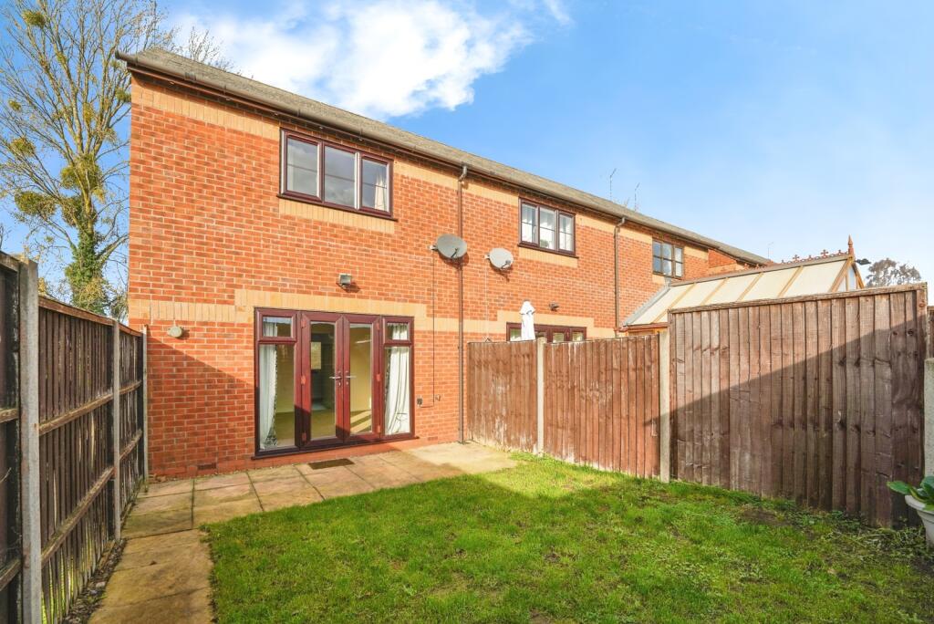 2-bed house on Hereford Road, Leigh Sinton, Malvern, Worcestershire, WR13, £190,000