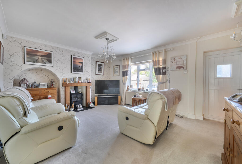 Gardiner Close, Orpington, BR5 photo 4