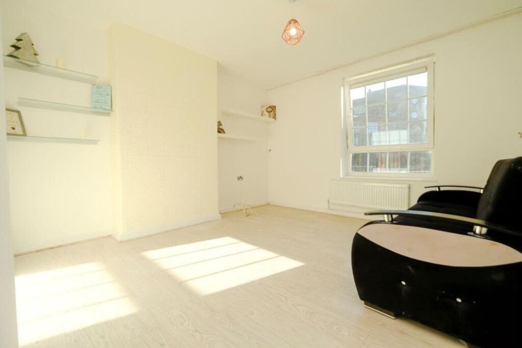Main image of property: Moneyer House, Hackney, London, N1