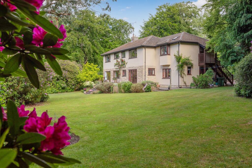 Main image of property: Stoke Row Road, Stoke Row, RG9