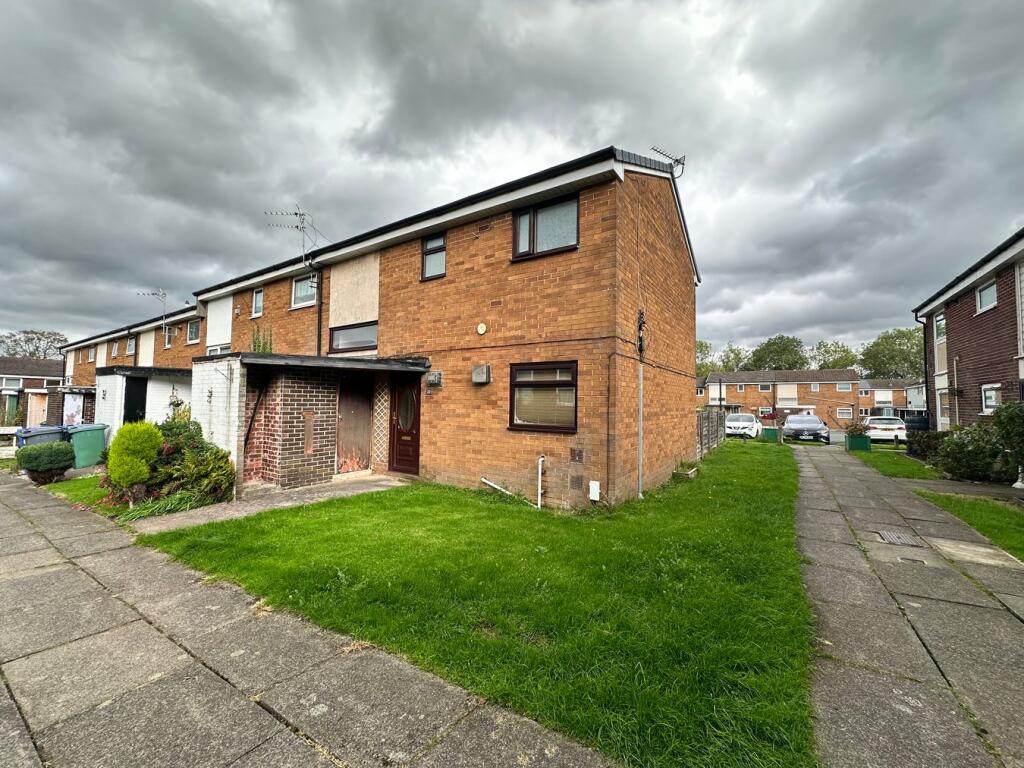 2-bed terraced on Coronation Gardens, Radcliffe, Manchester, M26, £145,000