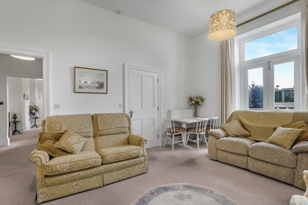 Apartment in Cheltenham, Warden Hill, Montpellier - View 5