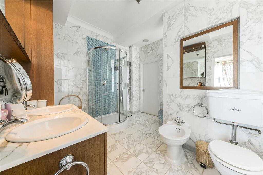 2 bedroom penthouse for rent