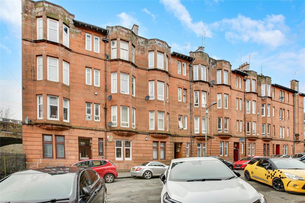 Main image of property: Ettrick Place, Shawlands, Glasgow, G43