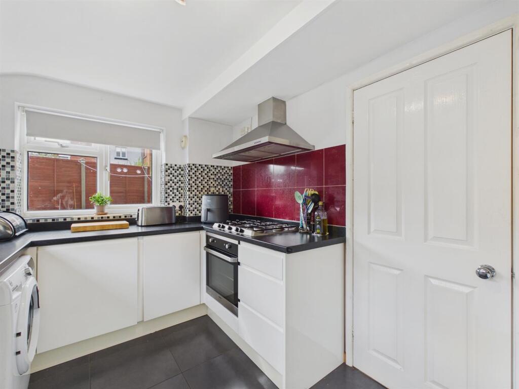 House in Worcester - View 4