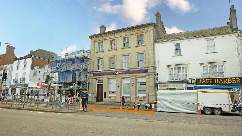 Main image of property: 94 High Street, Honiton, Devon, EX14 1JL